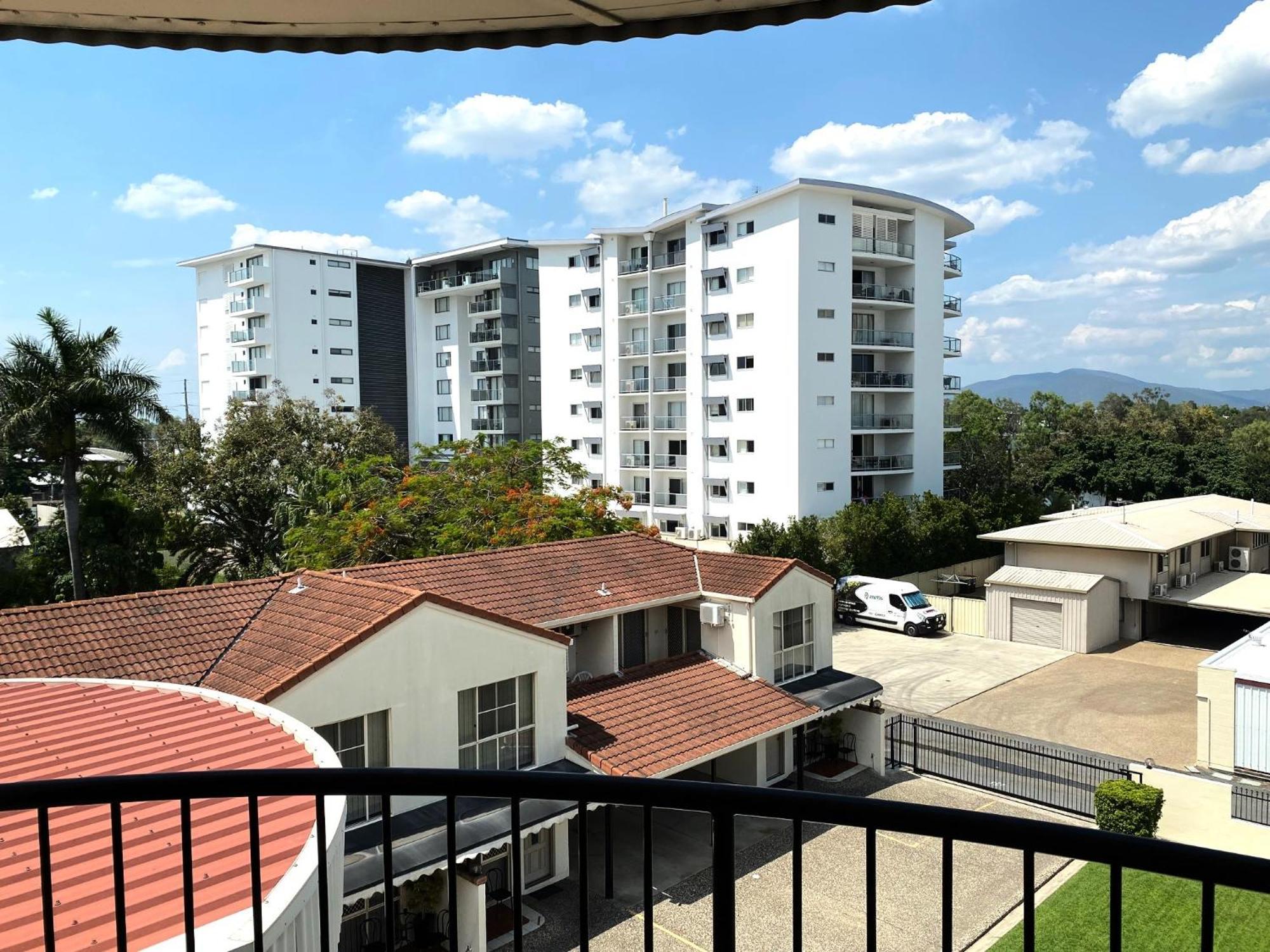 City Ville Apartments And Motel Rockhampton Quarto foto