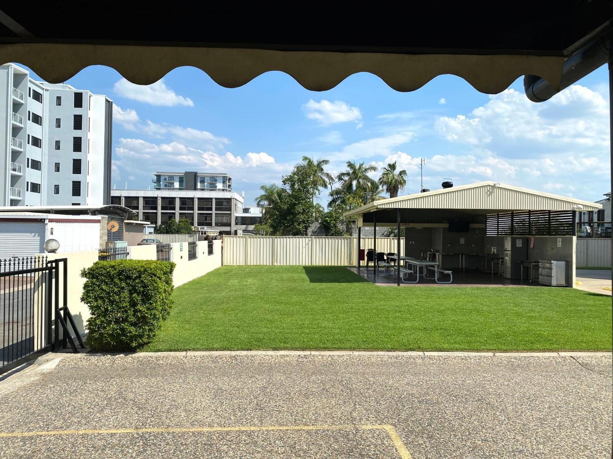 City Ville Apartments And Motel Rockhampton Quarto foto