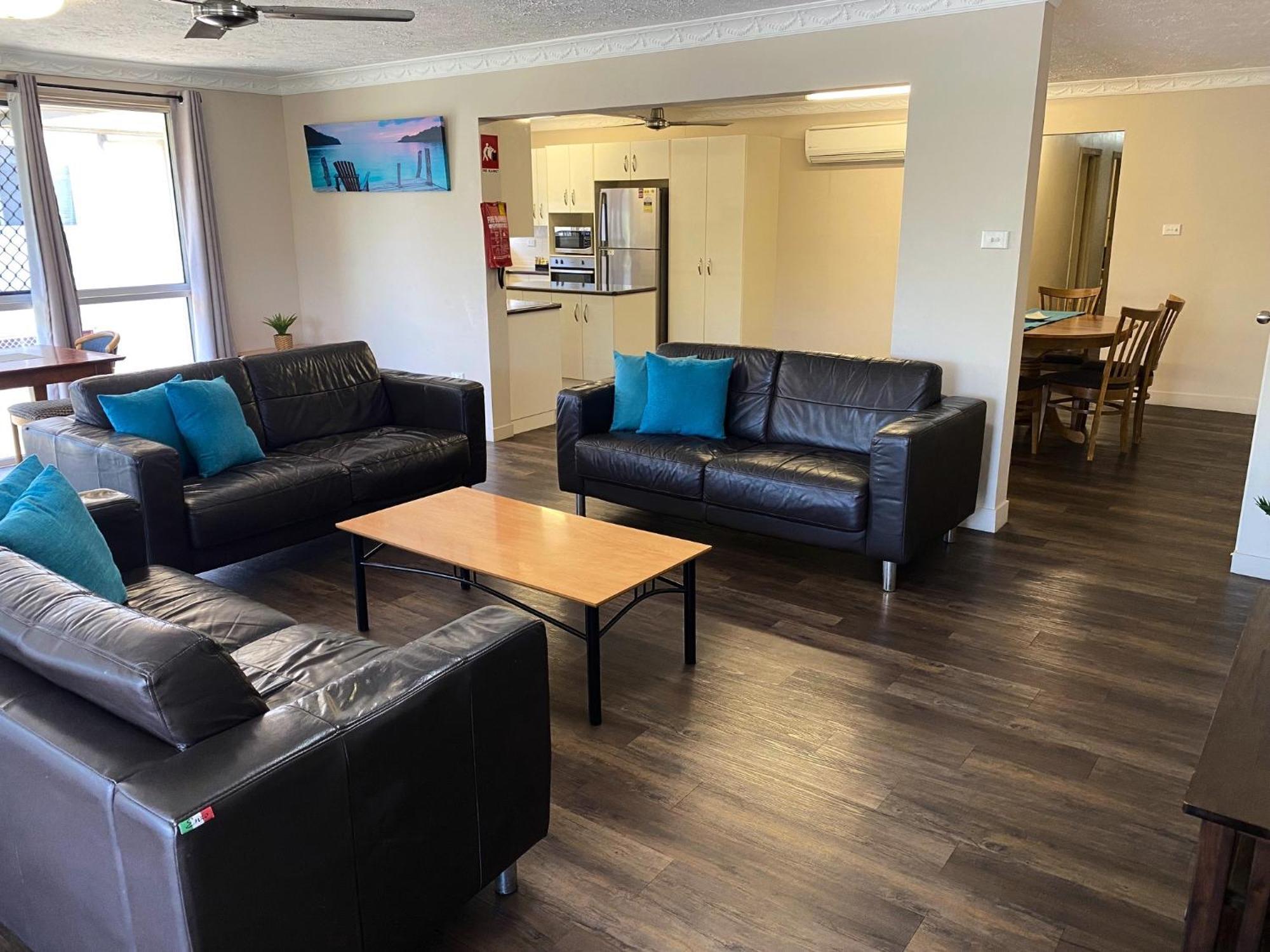 City Ville Apartments And Motel Rockhampton Quarto foto