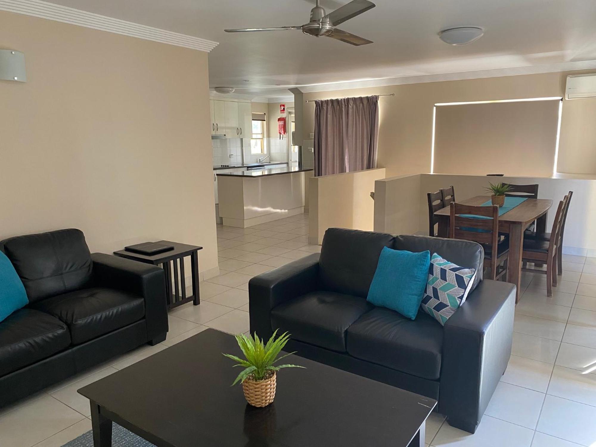 City Ville Apartments And Motel Rockhampton Quarto foto