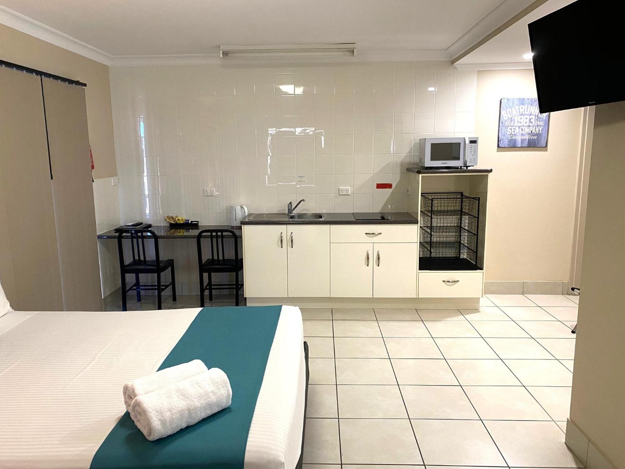 City Ville Apartments And Motel Rockhampton Quarto foto