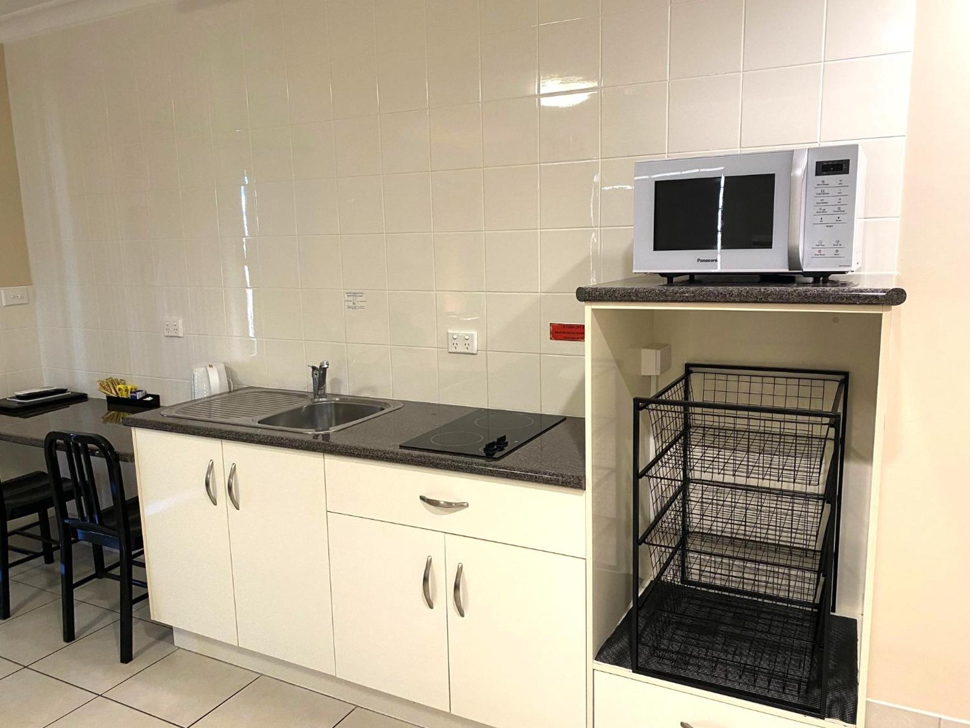 City Ville Apartments And Motel Rockhampton Quarto foto